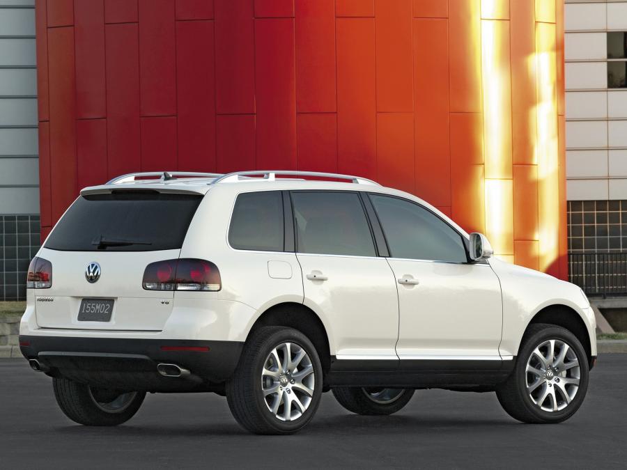  Volkswagen Touareg V8 2007 года  (US) (фото 6 из 29)